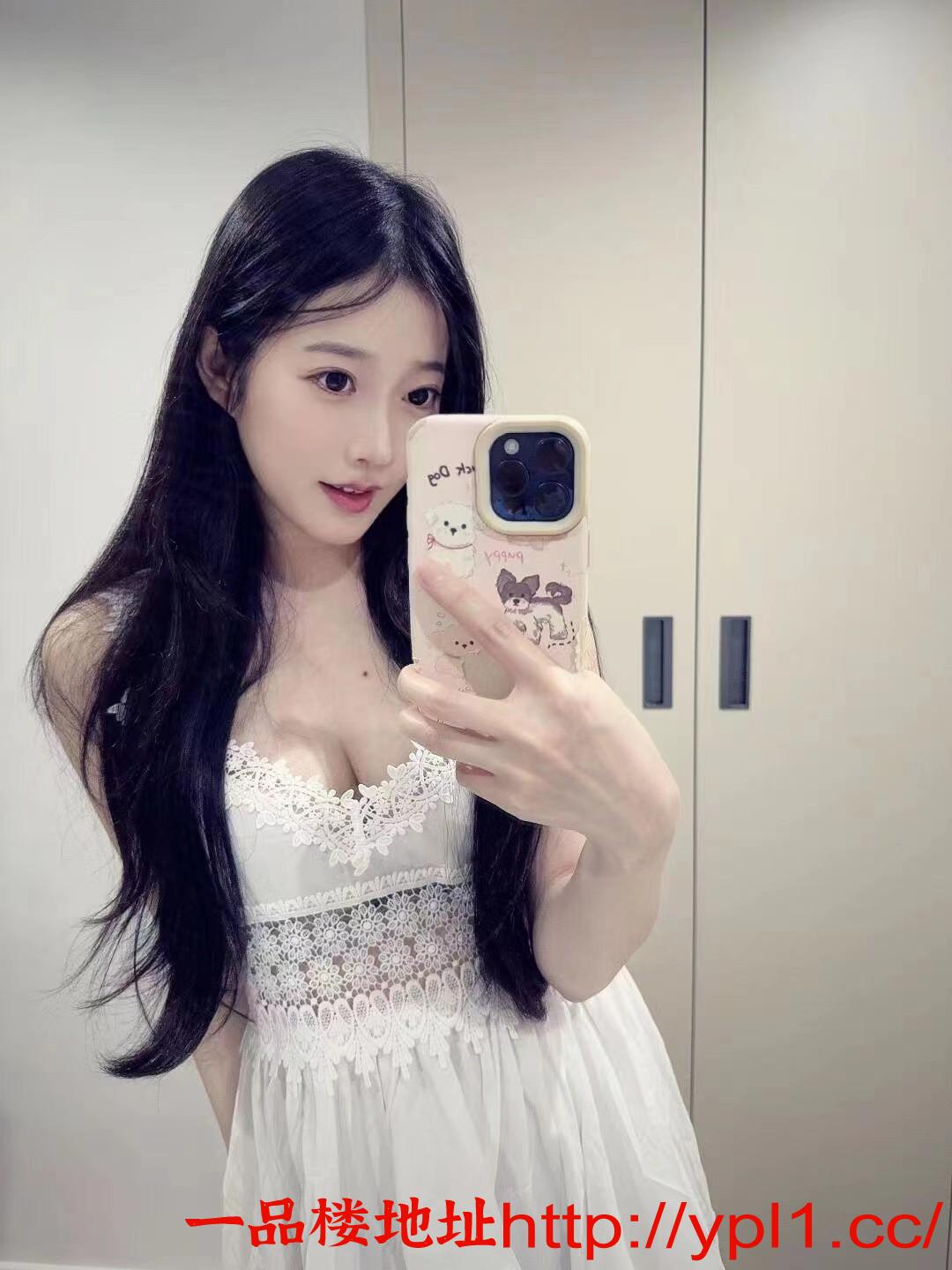 丰满性感兼职小妹出来赚外快懂配合B紧水多