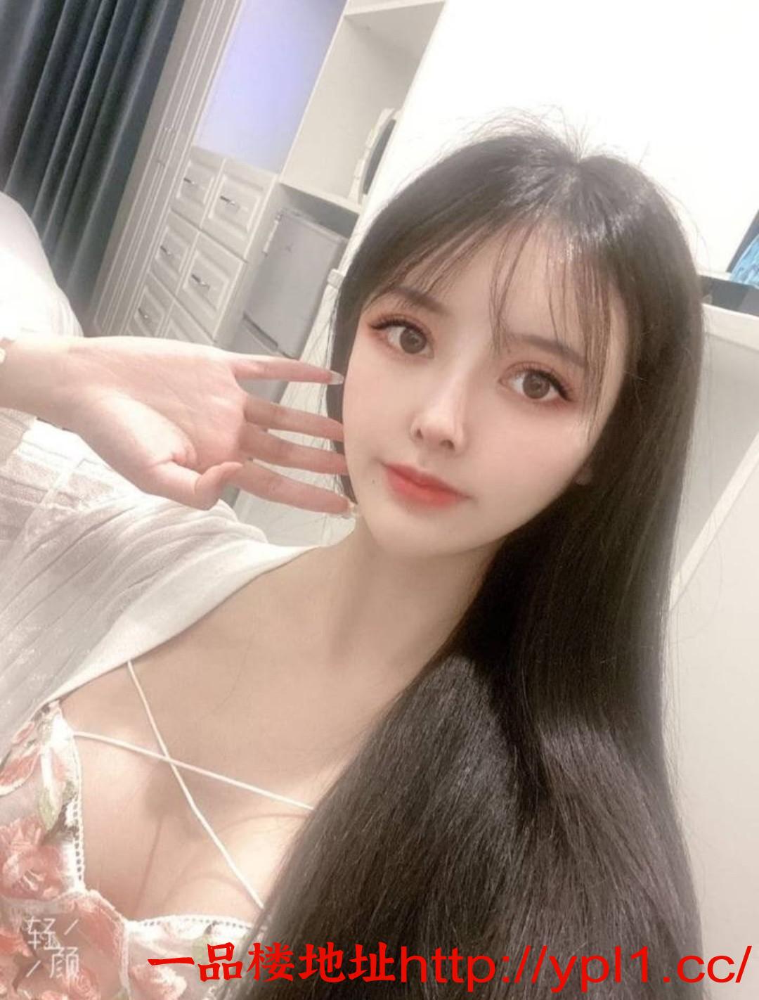 粉嫩鲍鱼紧致小妹自带工作室