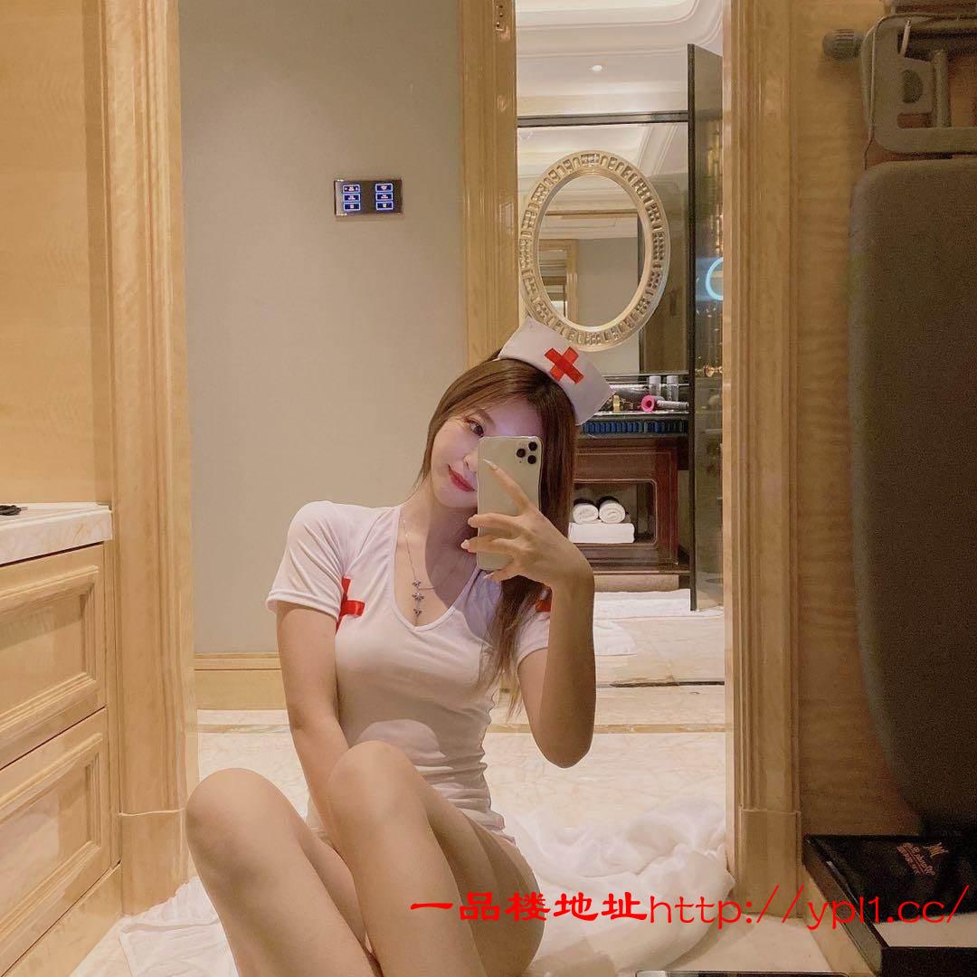 嫩妹很会叫呻吟声人兴奋