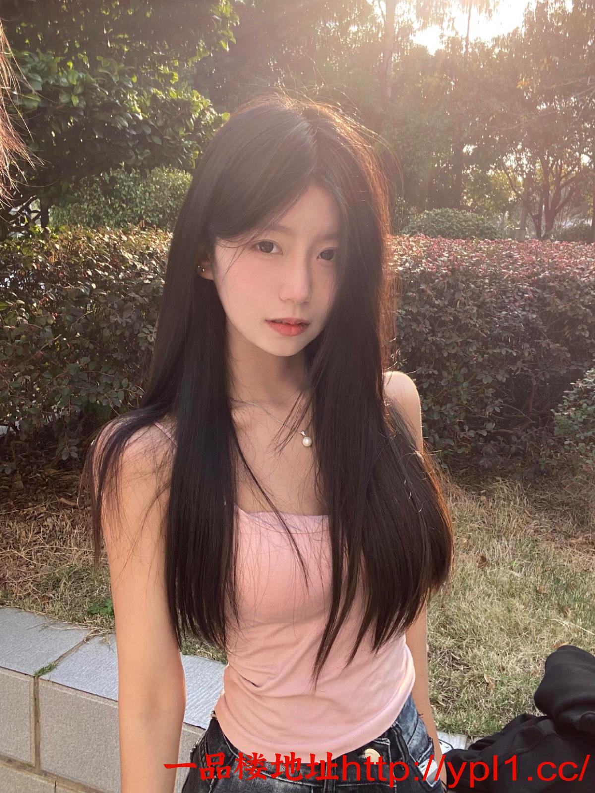 娇嫩小穴湿润多水服务好