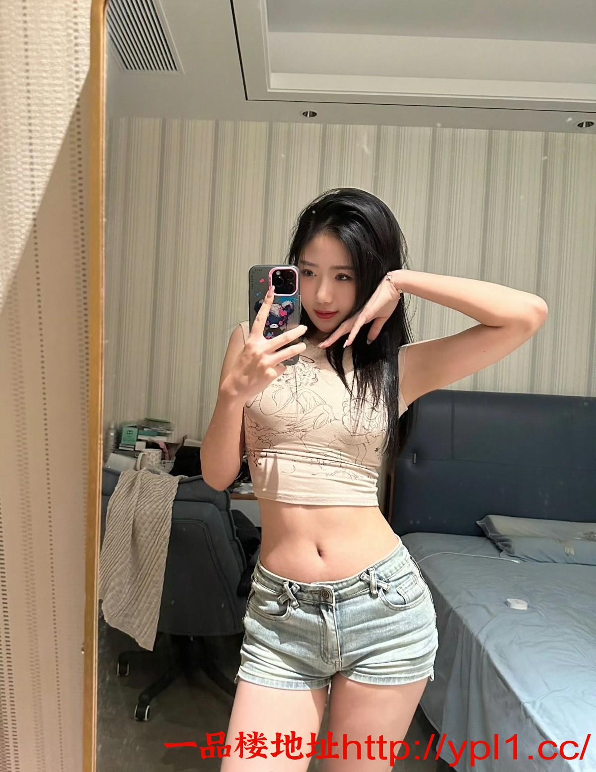 南海02年极品小骚妹身材火辣服务还不错