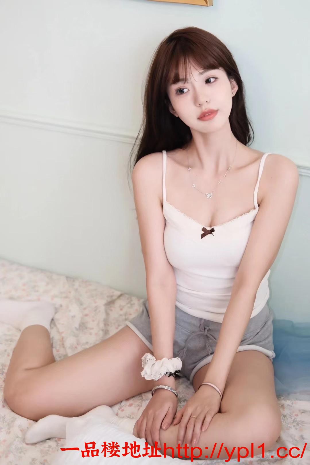 粉鲍水多制服御姐