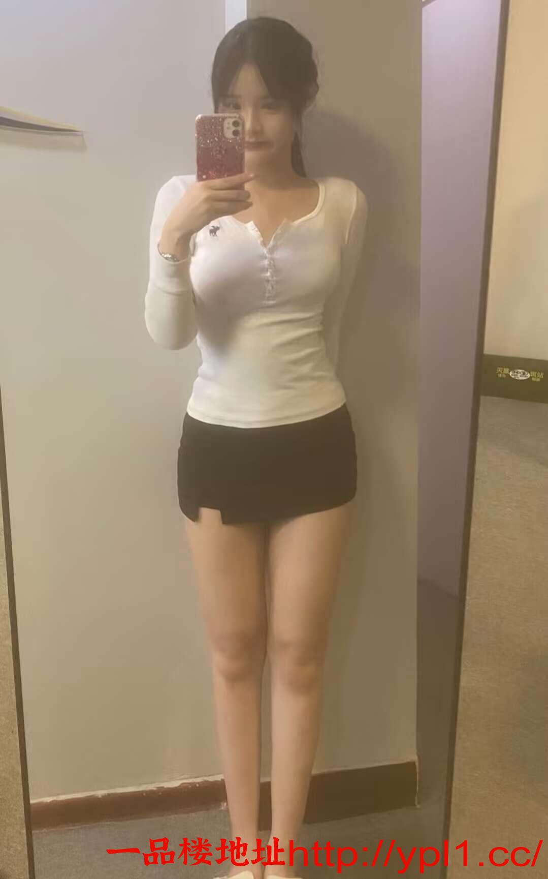 刚下海兼职的大学生