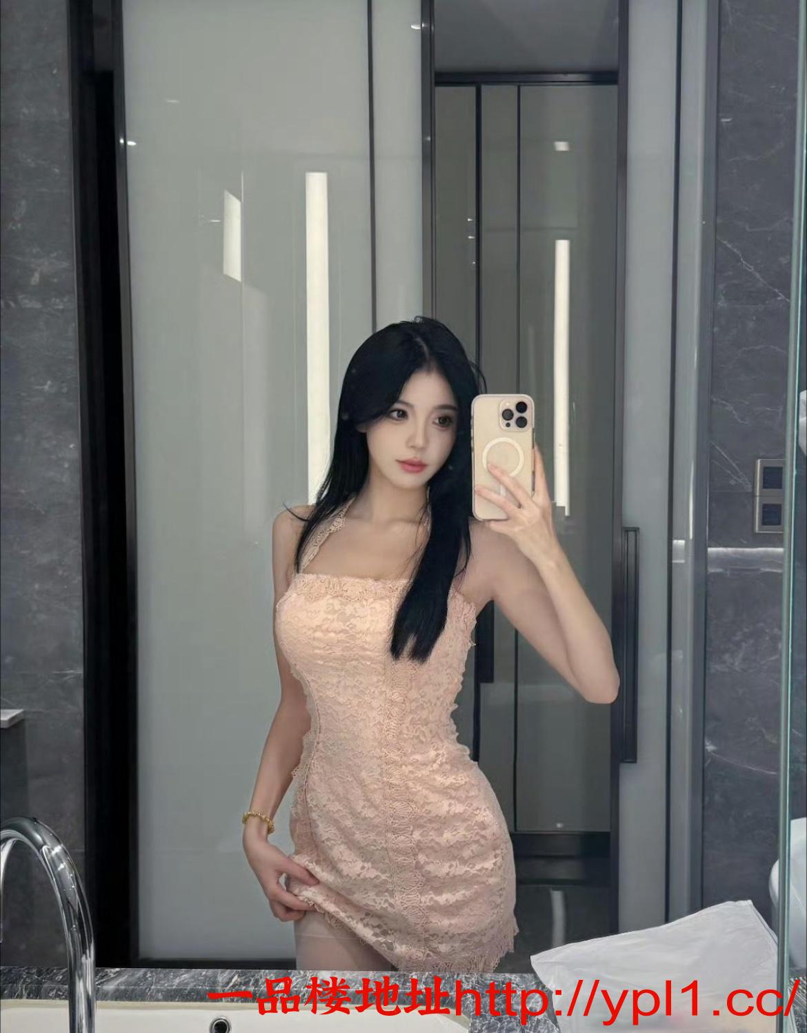 丰满性感穴紧水多白虎妹妹