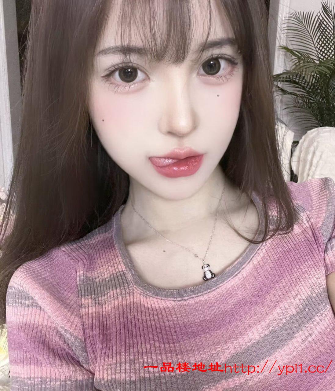 水灵灵的嫩妹，人美声甜三点粉