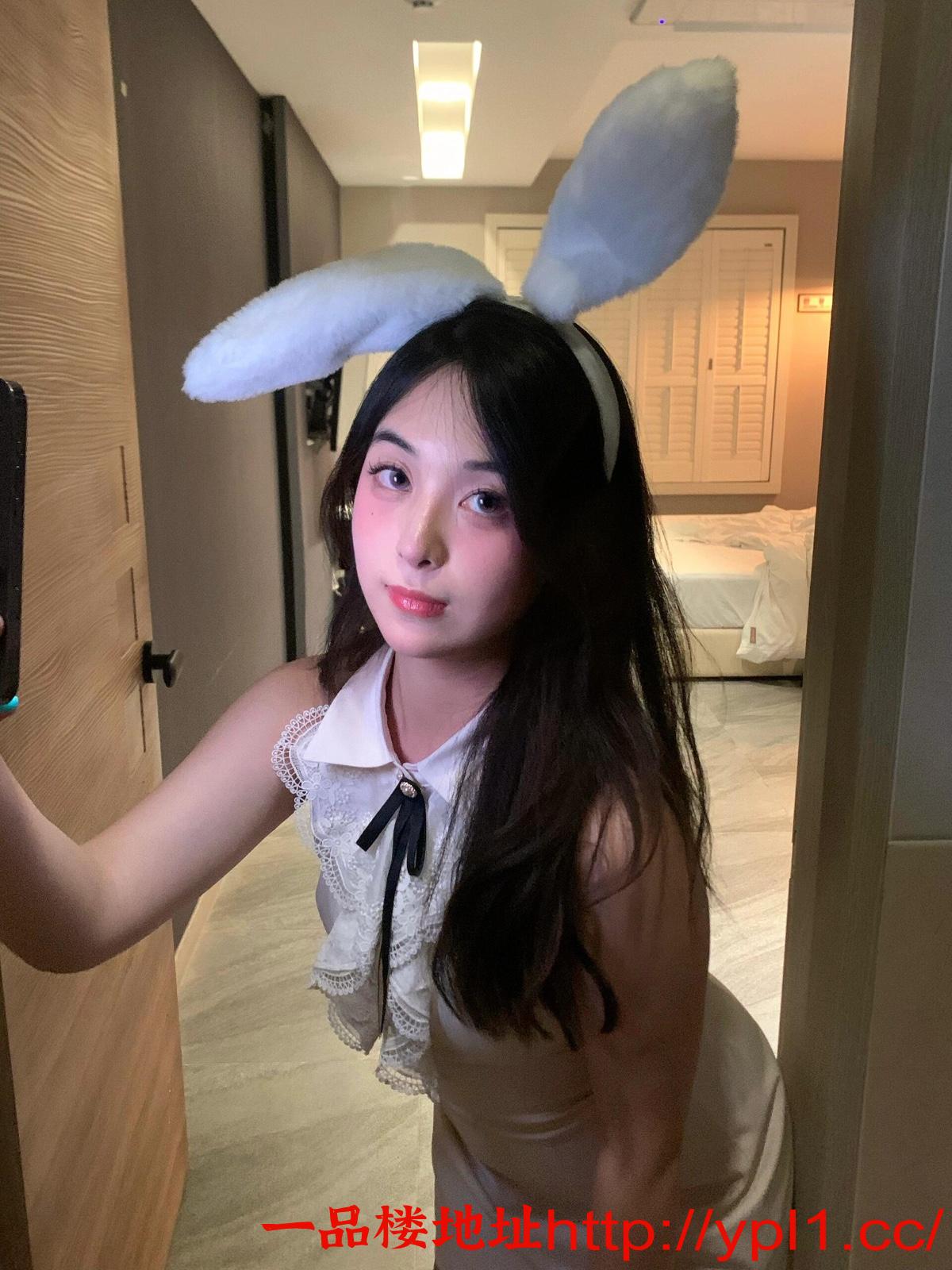 出差玩的极品兼职小妹