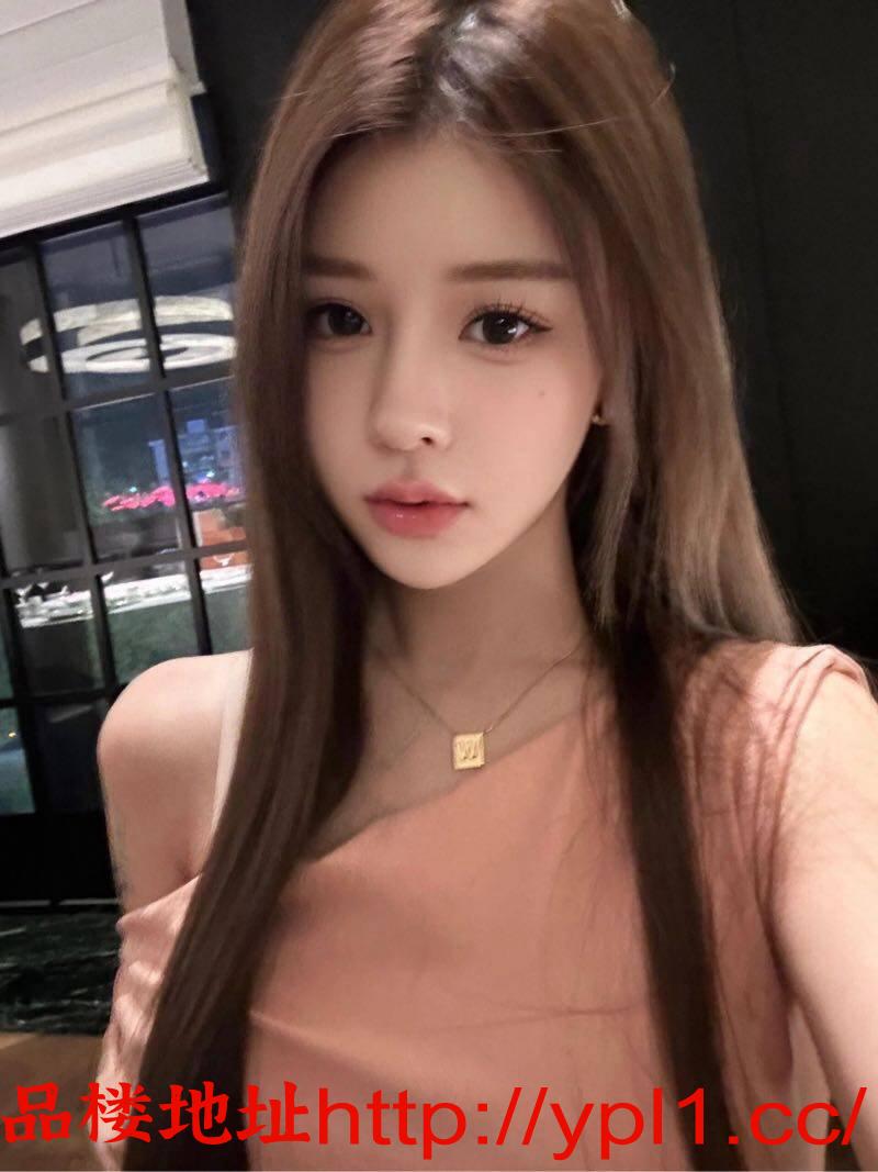 极品粉嫩多汁听指挥小学妹