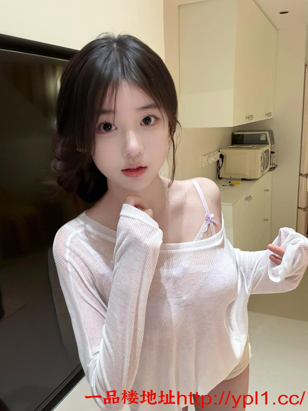 大二粉乳清纯学生妹(可外出）