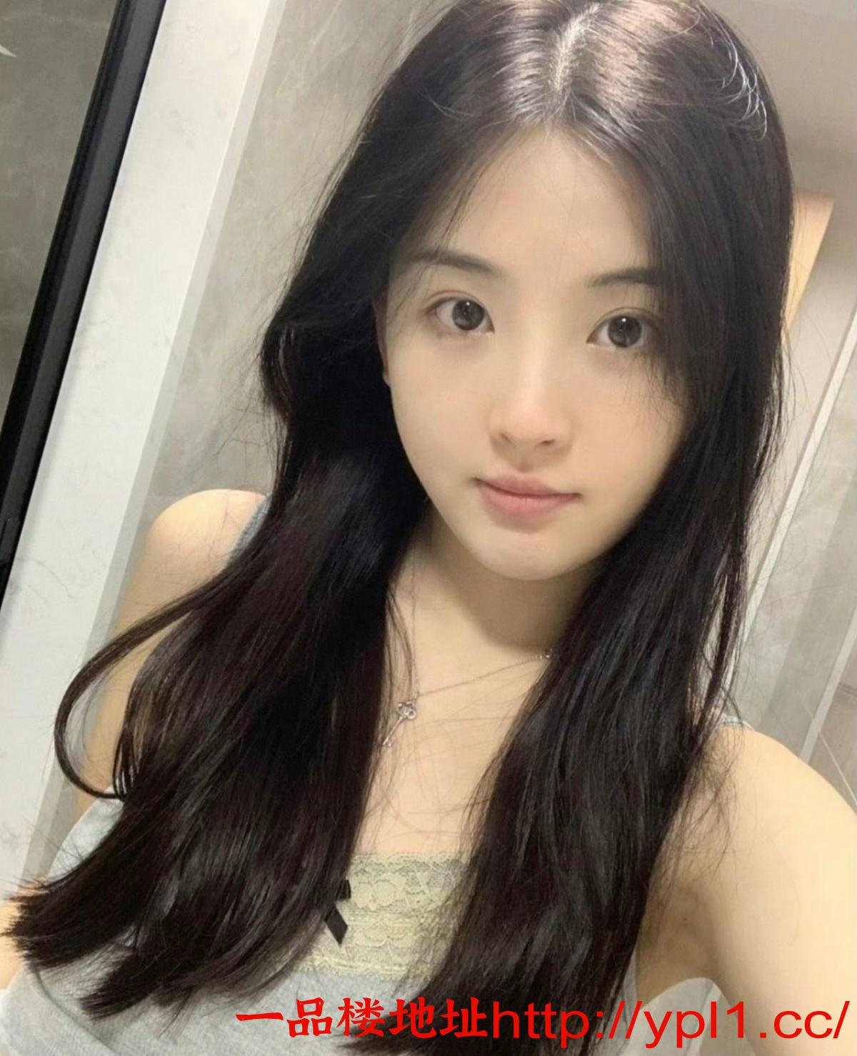 妹妹刚下海兼职粉嫩多汁性爱骚