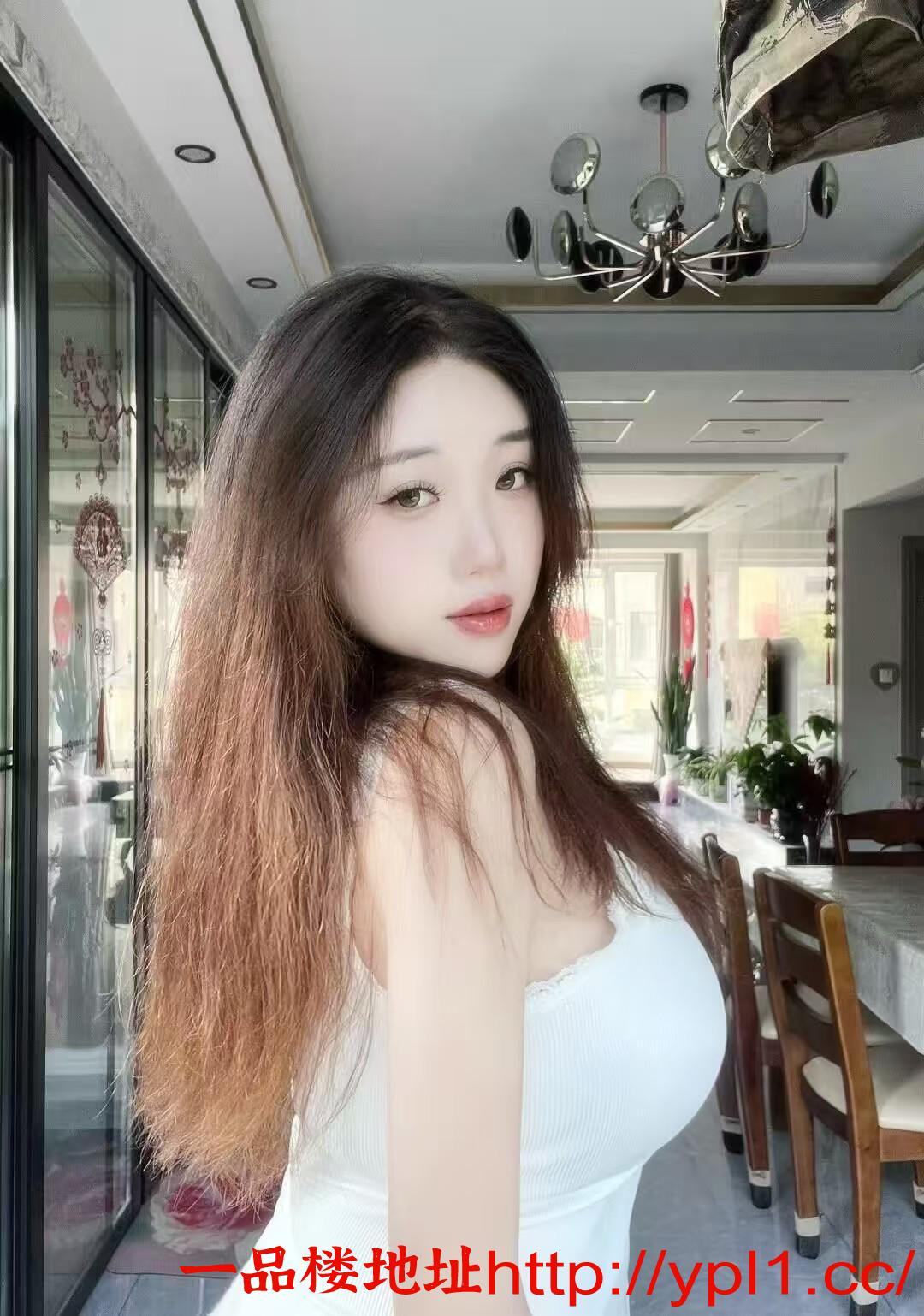 南城厂妹刚下海没多久有房（可外穿）