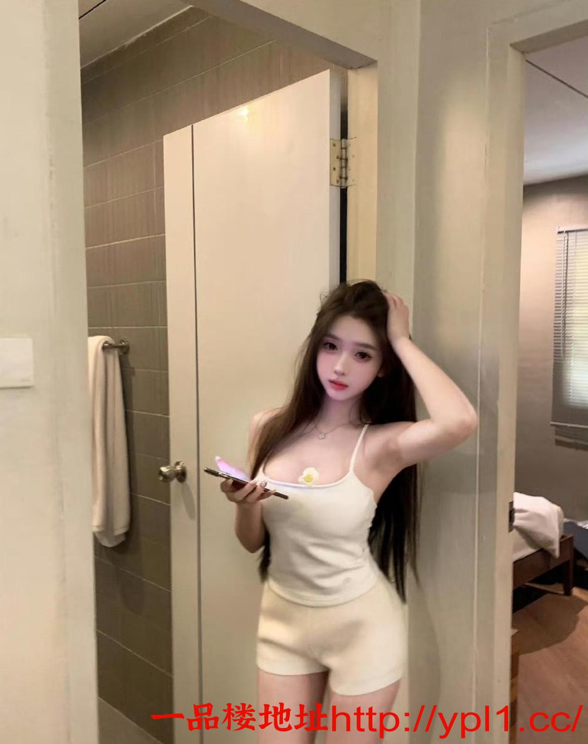 丰满淫水多多粉鲍耐操会夹