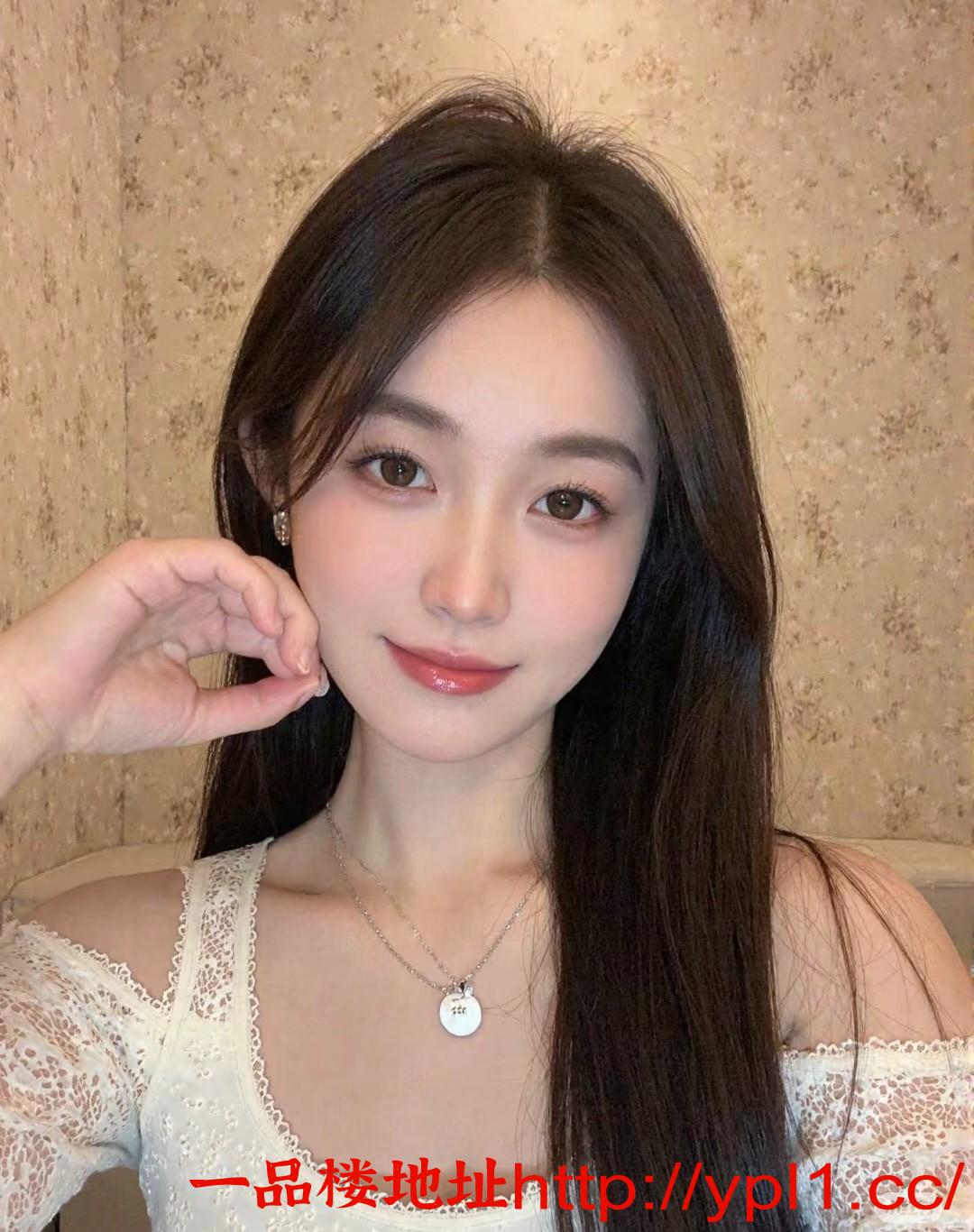 极品嫩妹丰满性感粉嫩多水逼逼紧致（可外出）