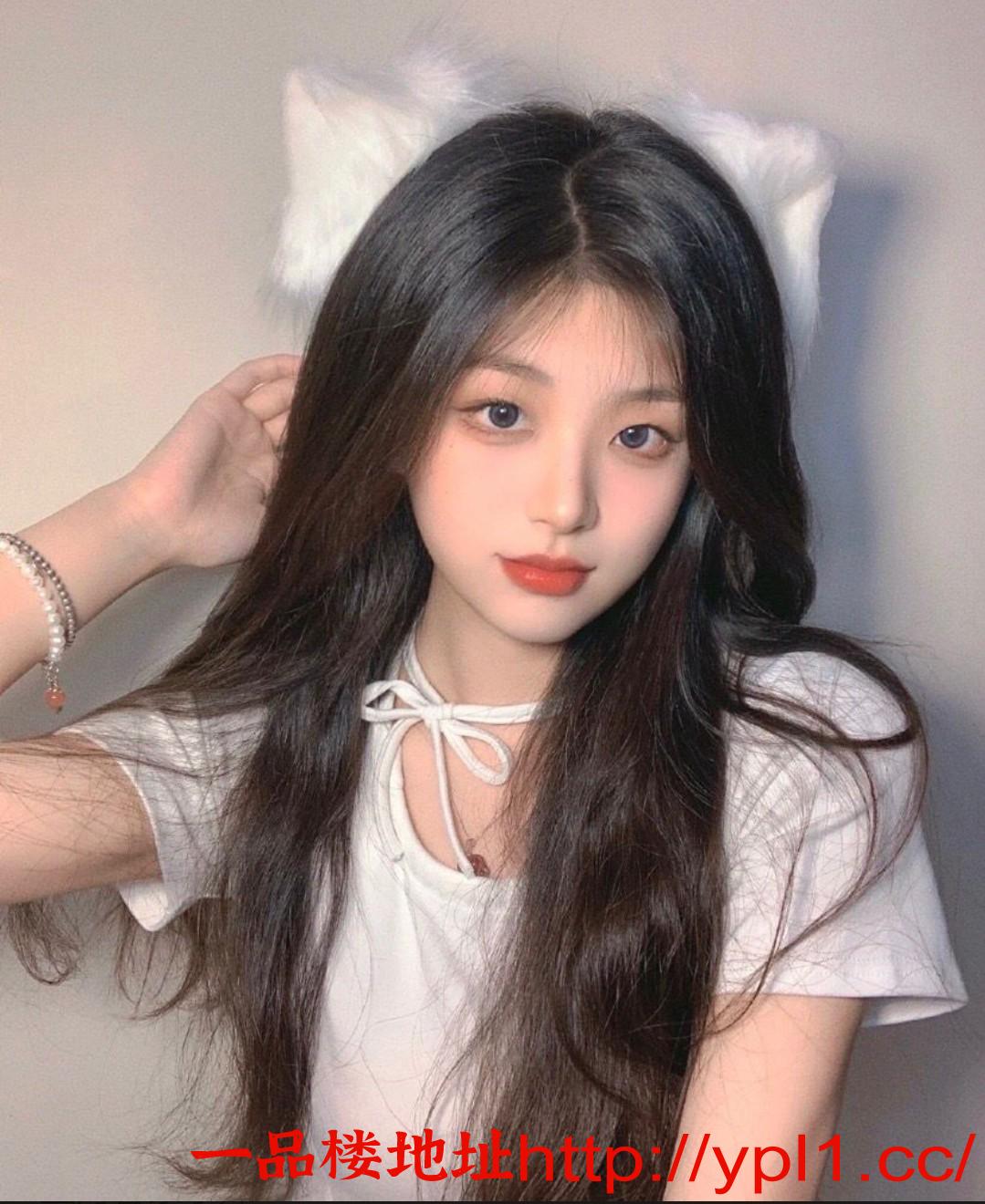 学院妹子自带工作室短期下海