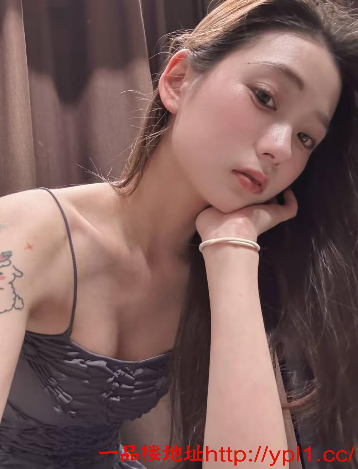 00后甜心想要被操性瘾大，小穴好紧好润