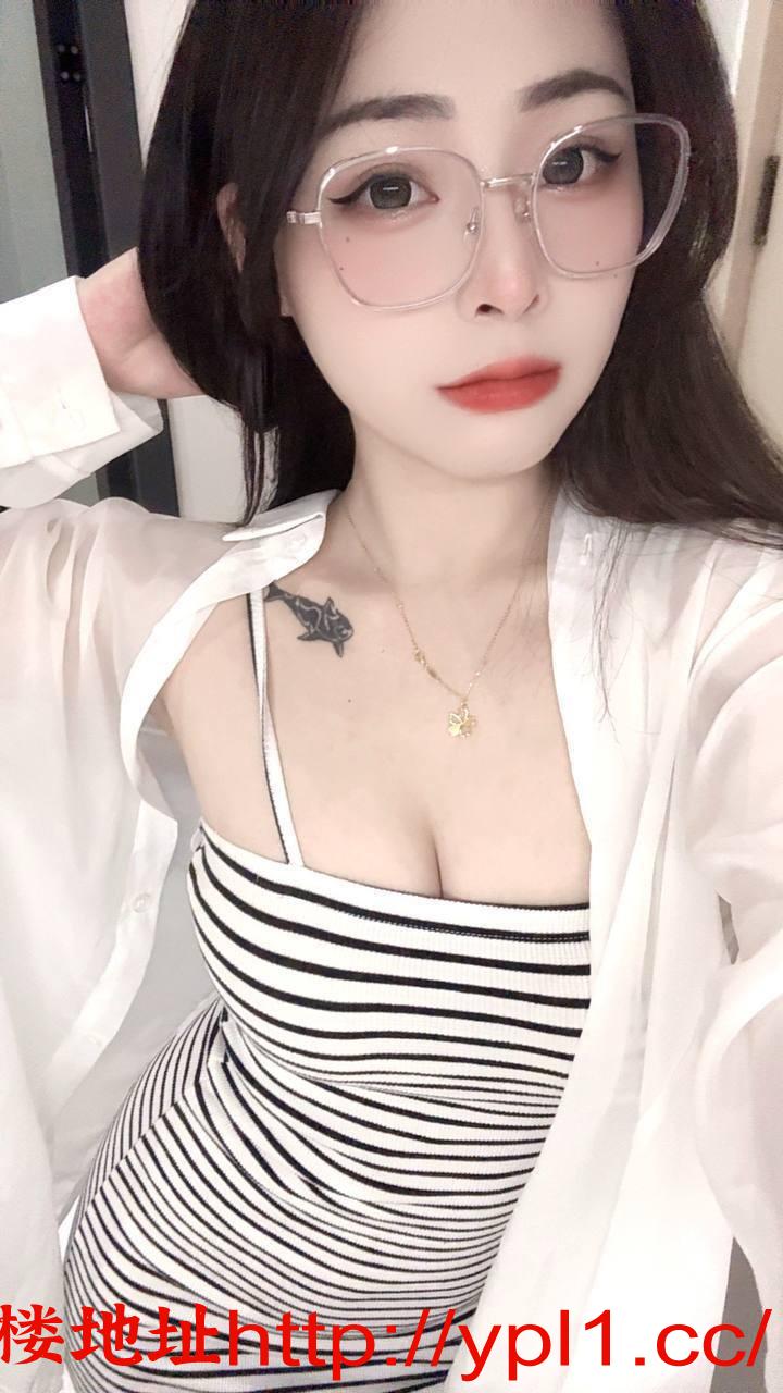 未央三点粉嫩小鲍鱼