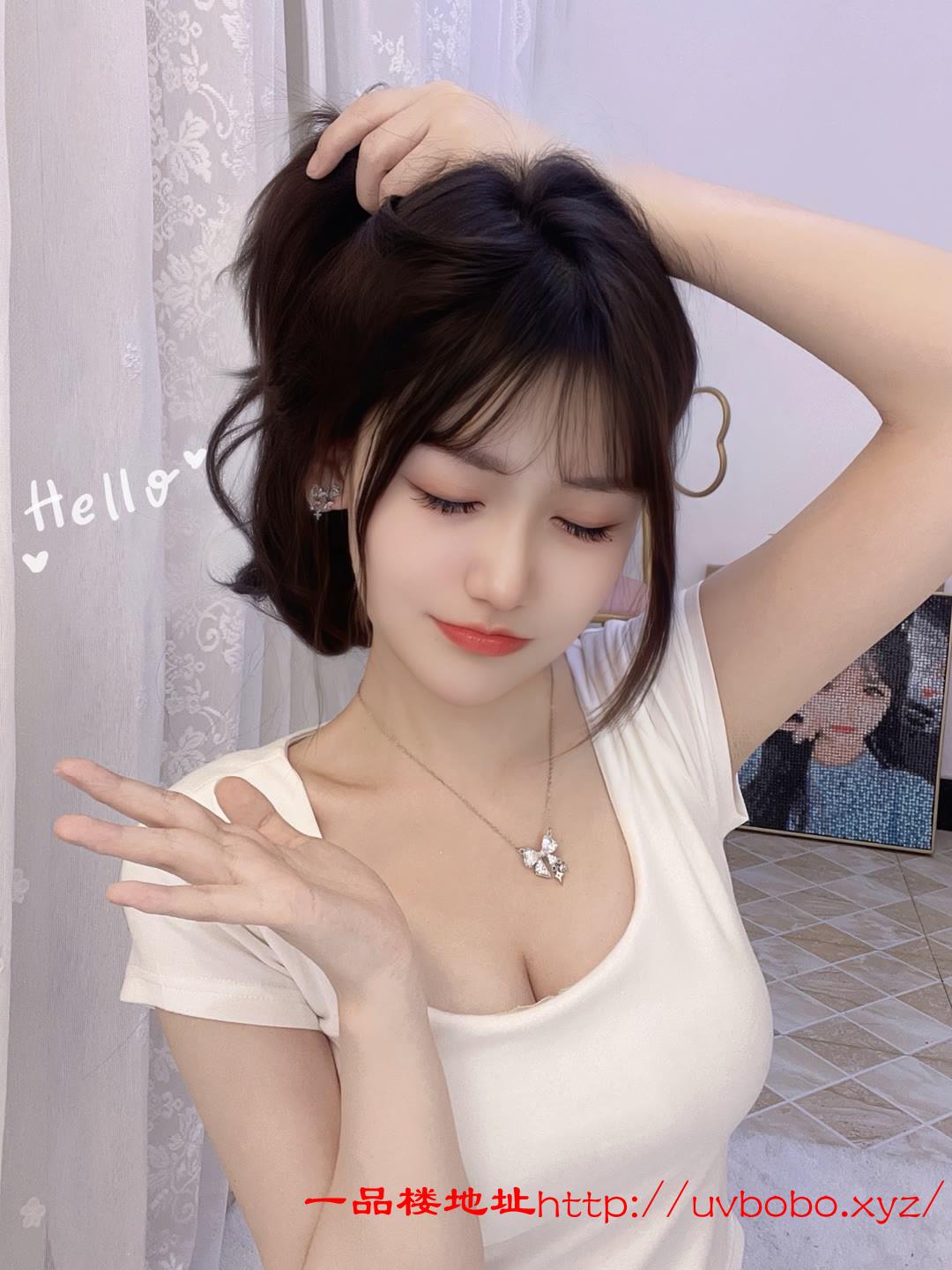 水多多美乳少妇