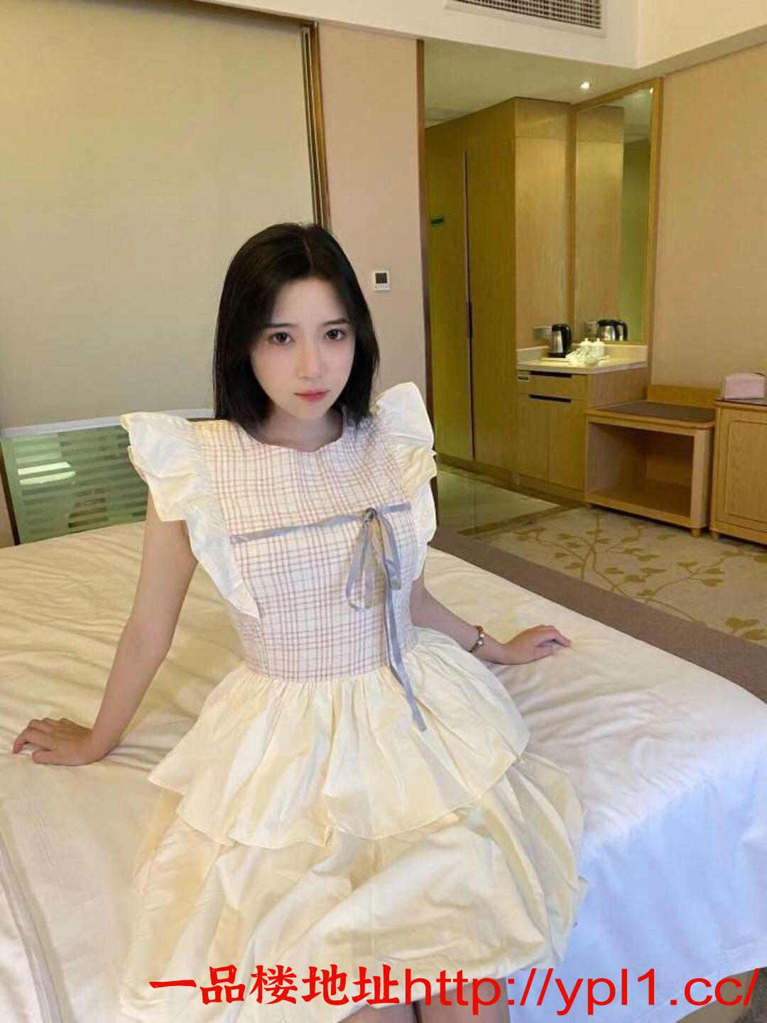 兼职御姐前凸后翘可骚厂姐