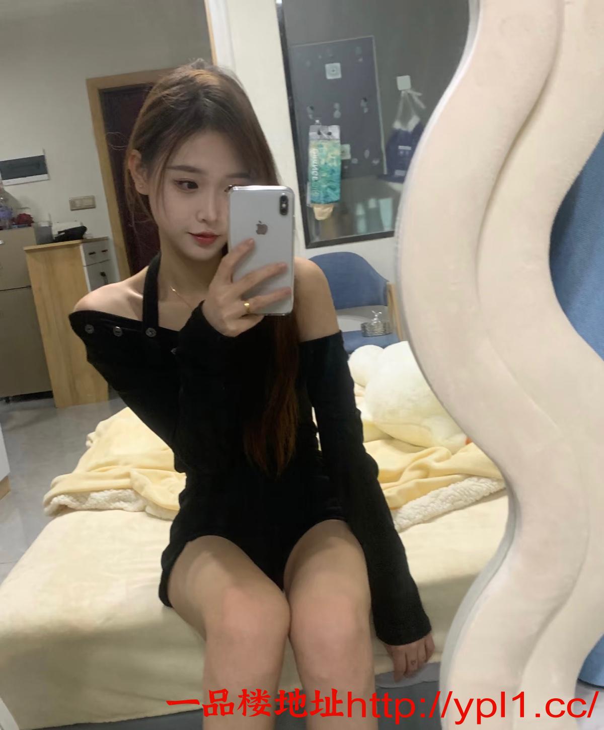 乖乖女大学生兼职