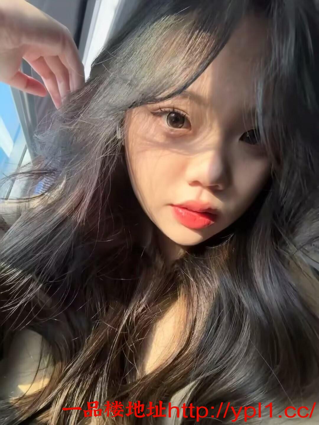 体验妹妹粉嫩白虎小鲍鱼