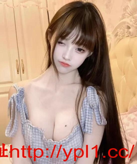 丰满型小骚货可舌吻可舔