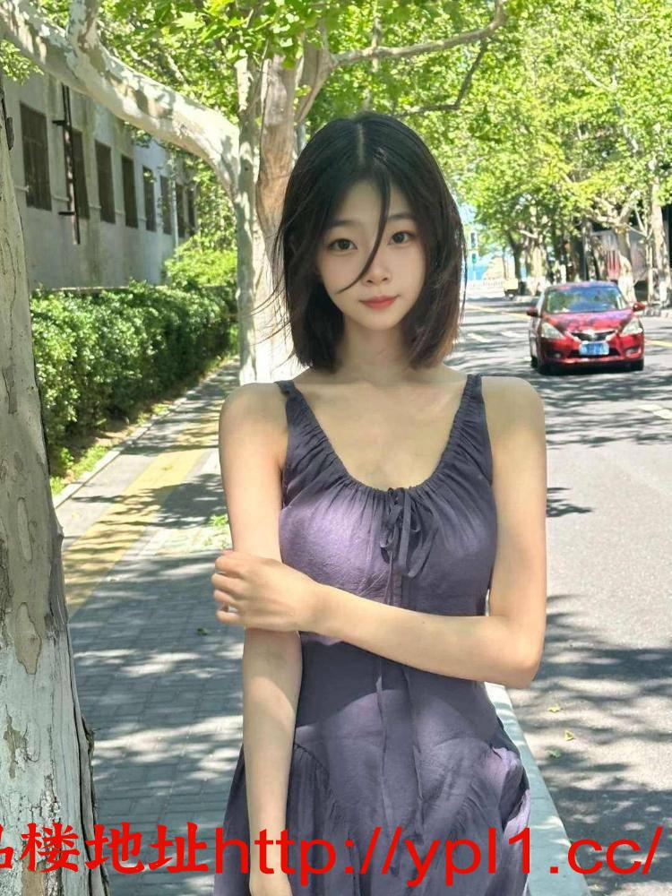 蜀山风骚大胸翘臀老师