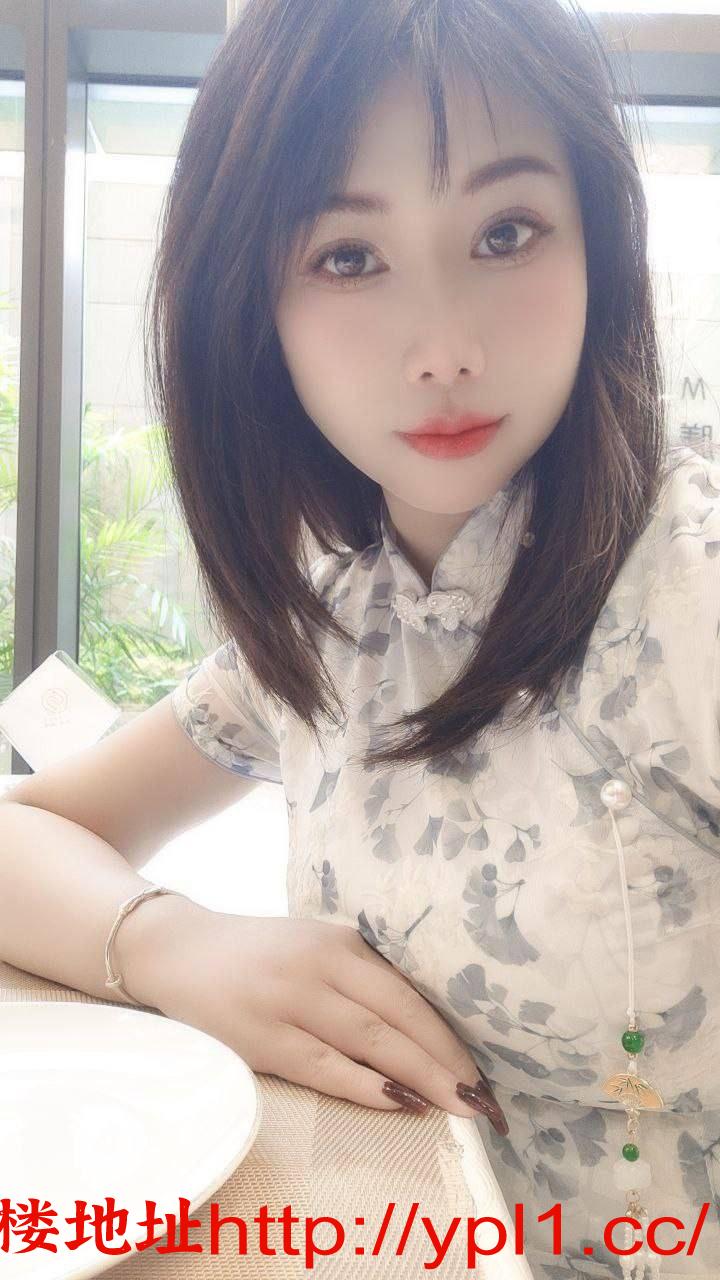 大奶骚货御姐，易出水