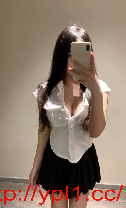 性感奔放小骚妹有跪舔式服务