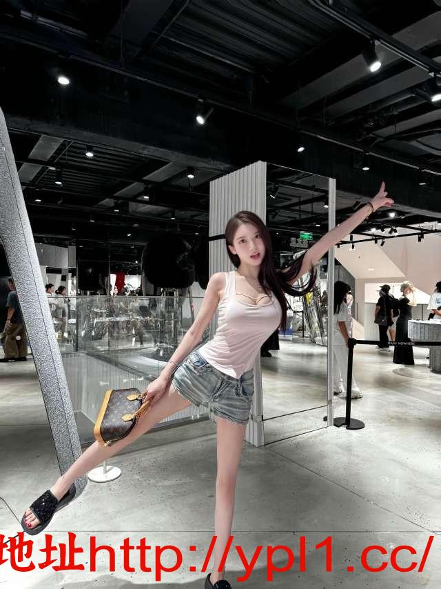 极品巨乳尤物在校性感学妹（已验证真人）