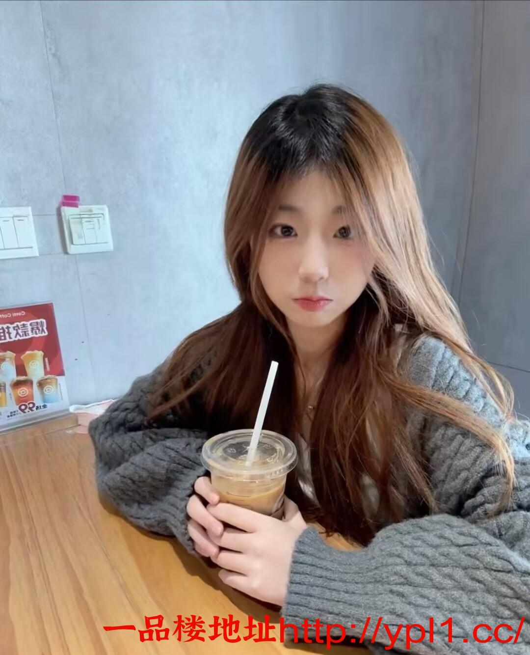 二刷乌市极品04嫩妹