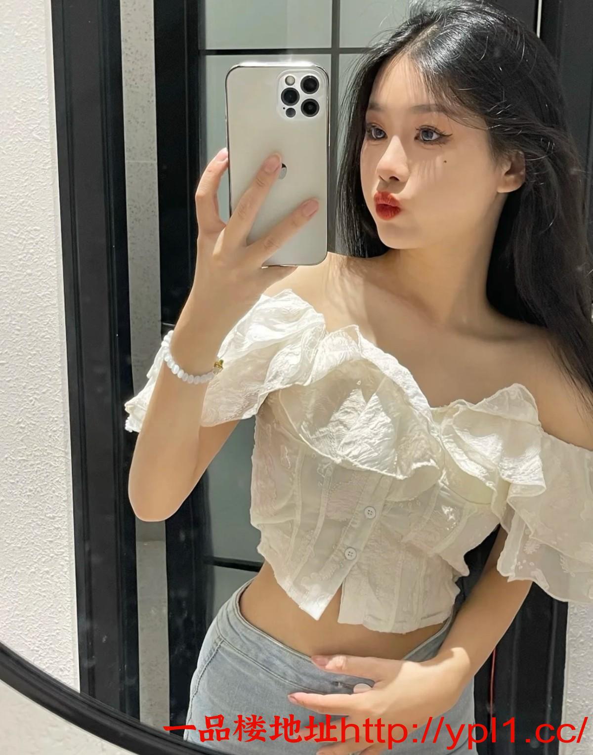 分享我体验过的粉嫩多汁学妹