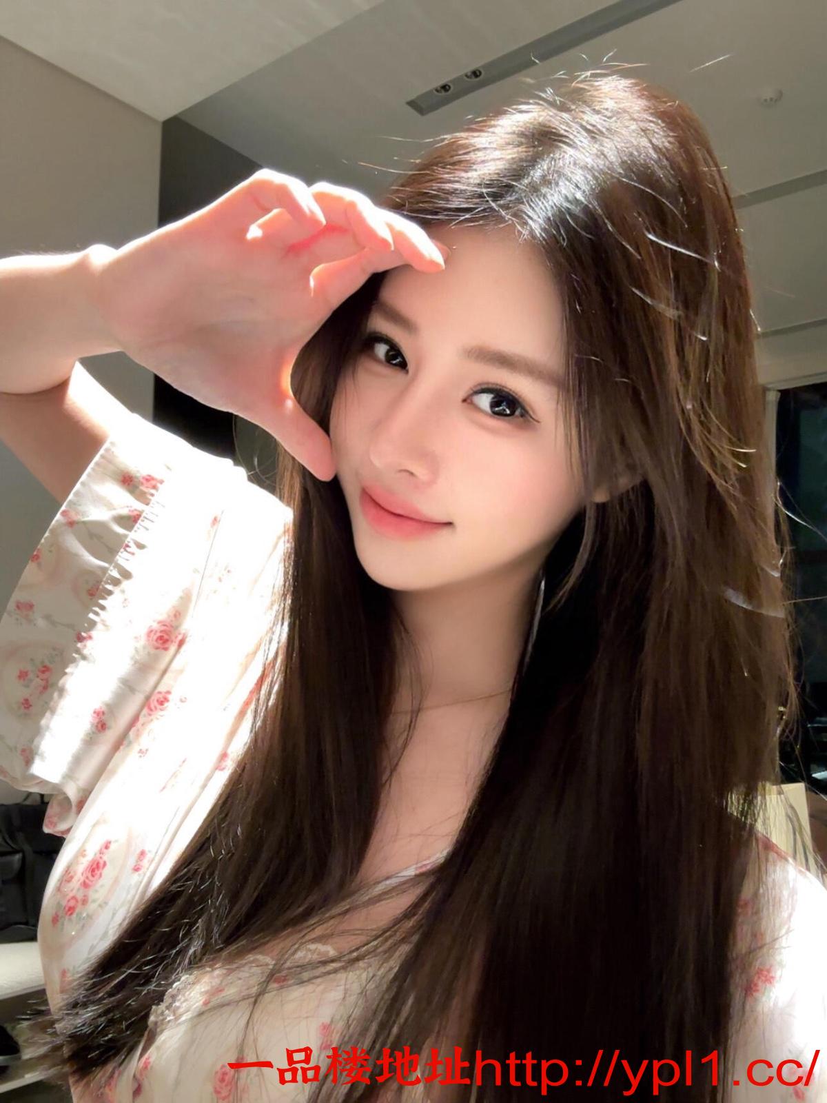 新下海的清纯兼职少女单纯完美（可外出）