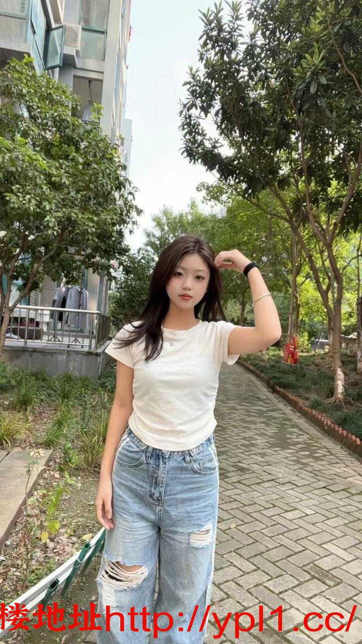 嫩逼小甜甜特别骚