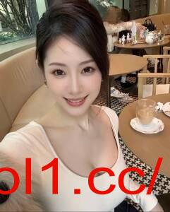 大胸嫩妹刚下海清纯诱人