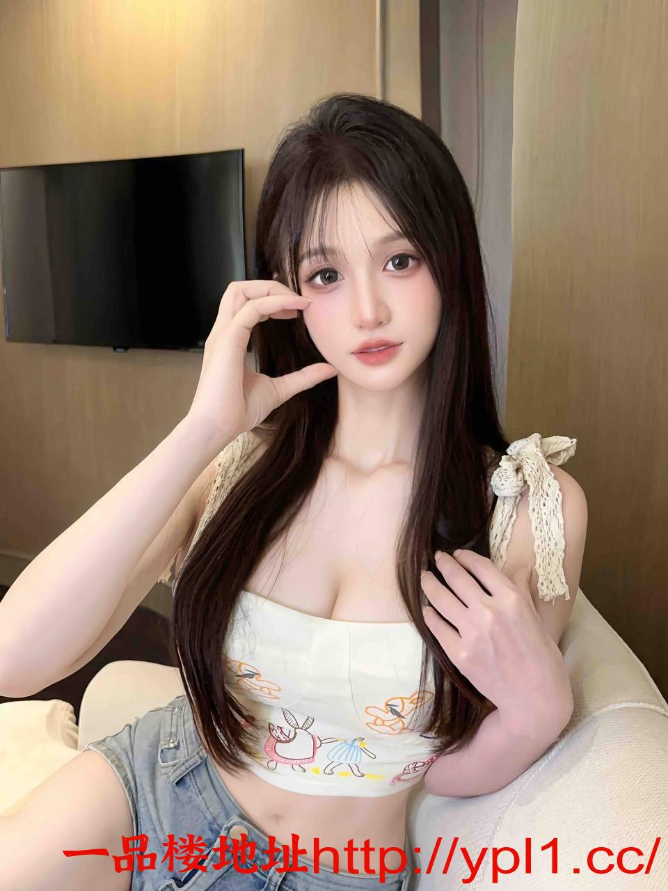 丰臀性感极品小妹