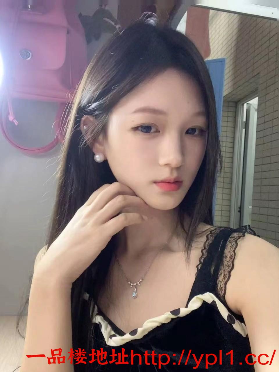 极品骚浪泻火荡妇