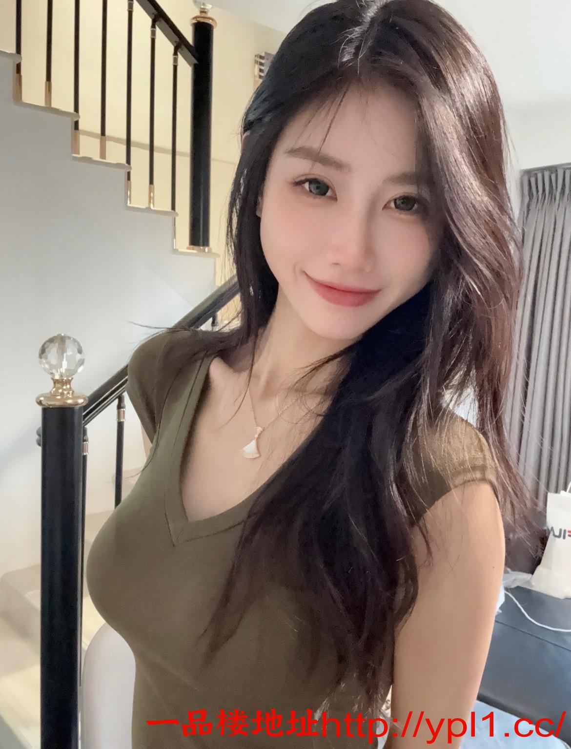 极品小骚妹口活一绝