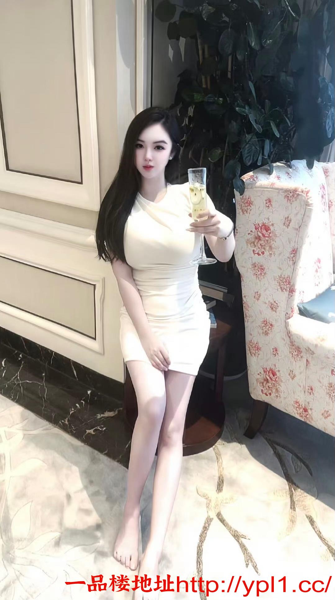 热情制服诱惑姐姐