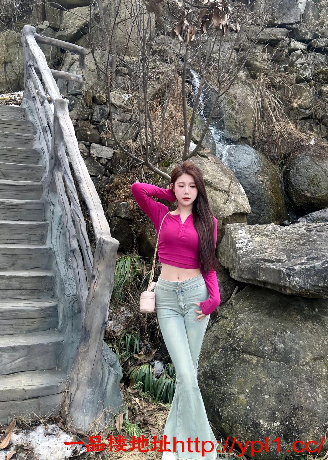 兼职皮肤白嫩鲍鱼水多姿势配合爽小妹妹