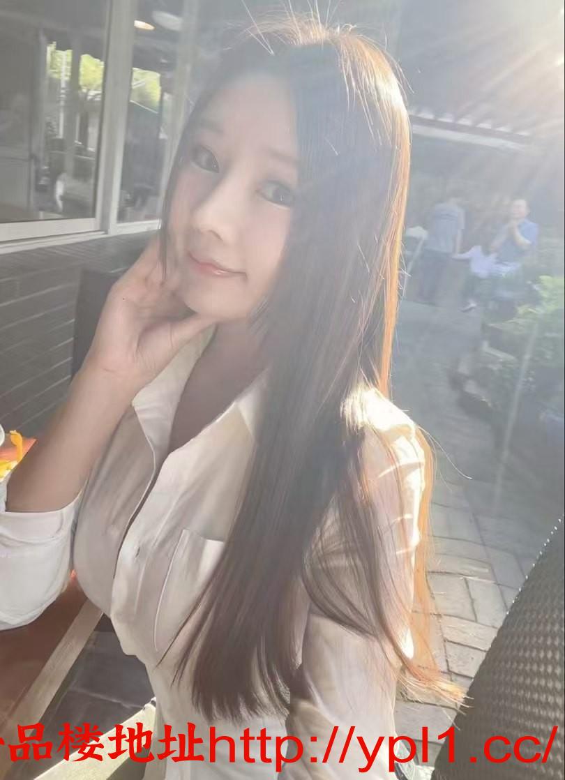 丰满性感美臀颜值老师