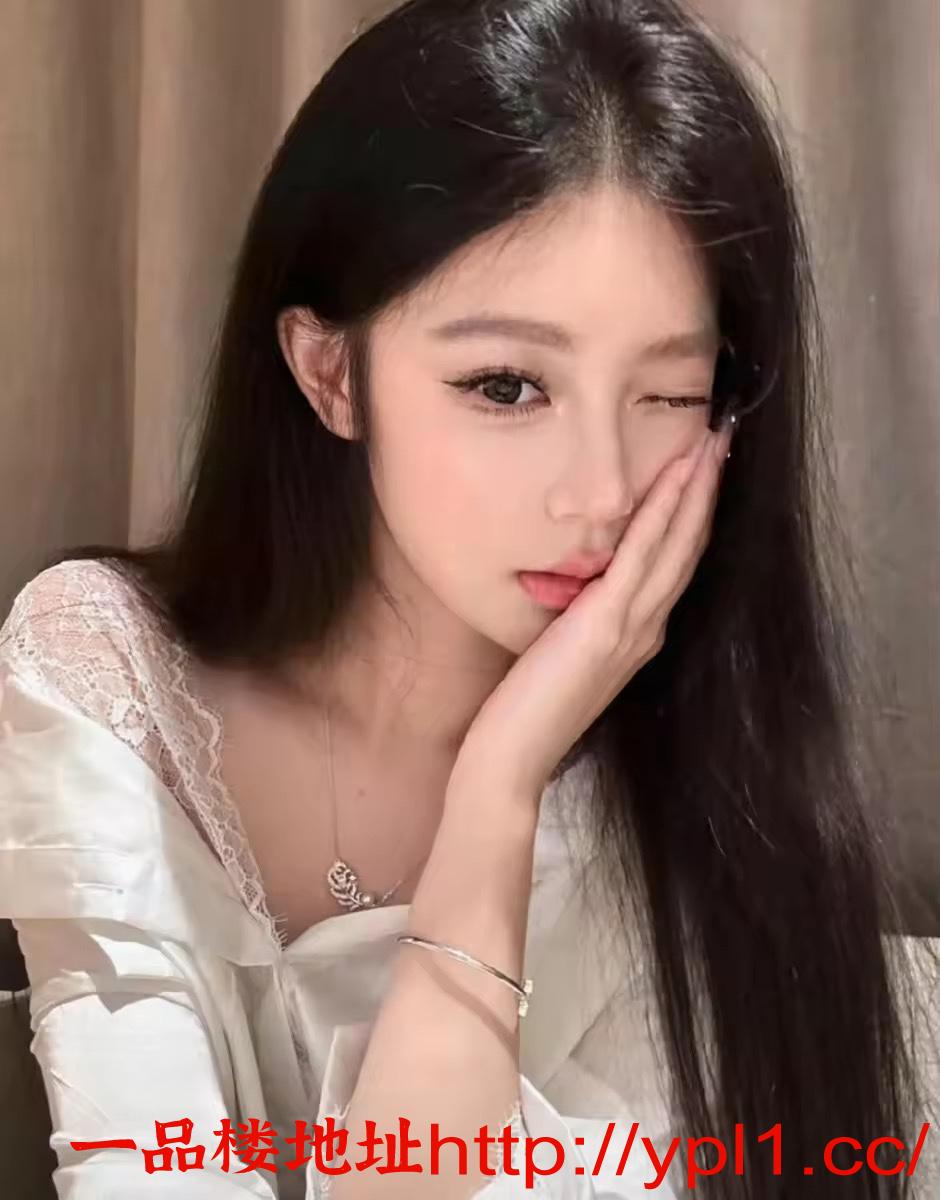 东胜情瘾少女粉嫩鲍鱼刚下海