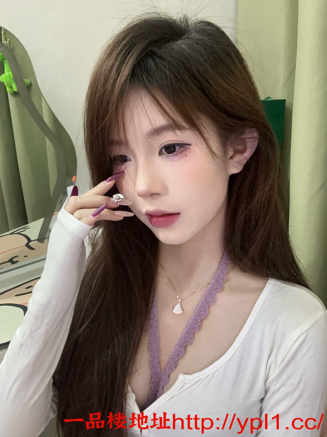 重庆性感身材颜值妹子