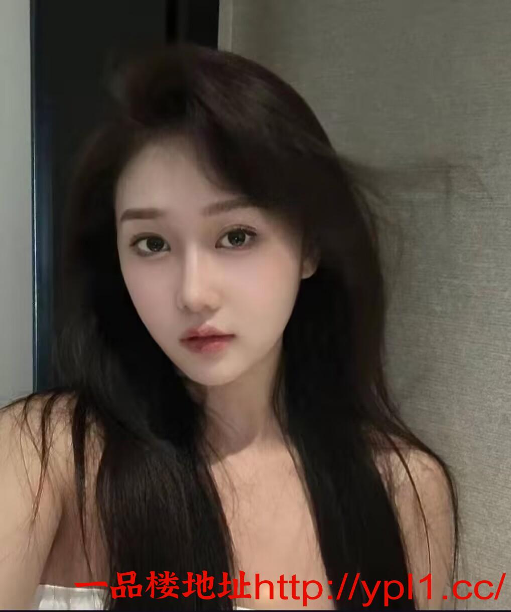 靓妹鲍鱼粉嫩多汁态度好