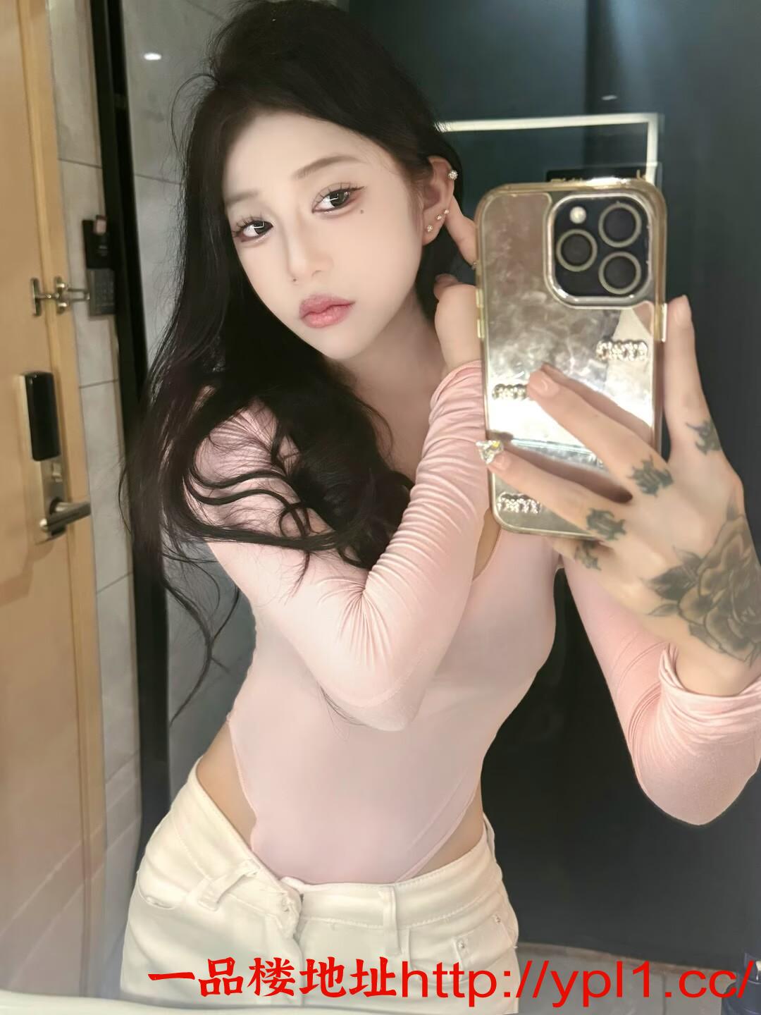 纹身妹年轻貌美小穴超紧水多多