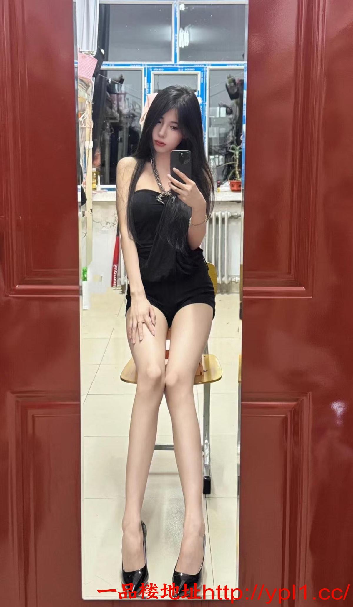 区女大学生三点粉嫩逼紧多水听话任调教可上门