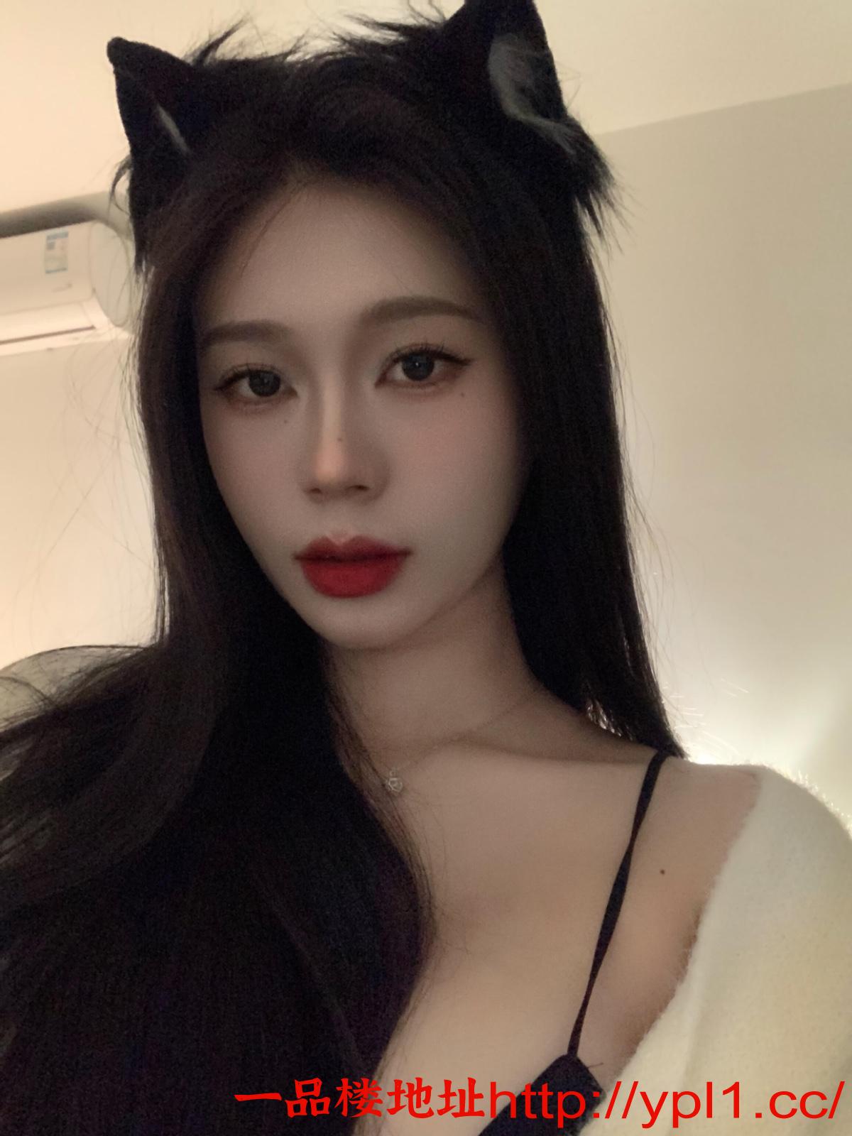 学生妹 短期兼职 性格开放 性瘾大