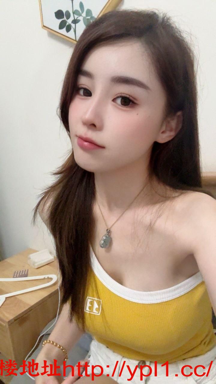 雁塔性感骚小姐姐