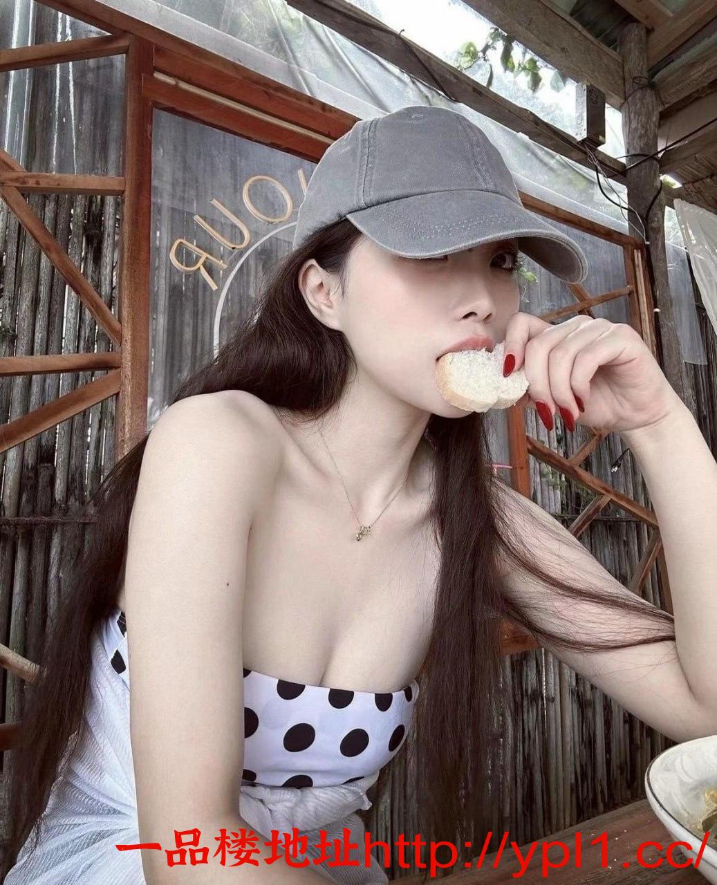 舞蹈系学妹兼职会一字马易高潮可口爆吞精内射