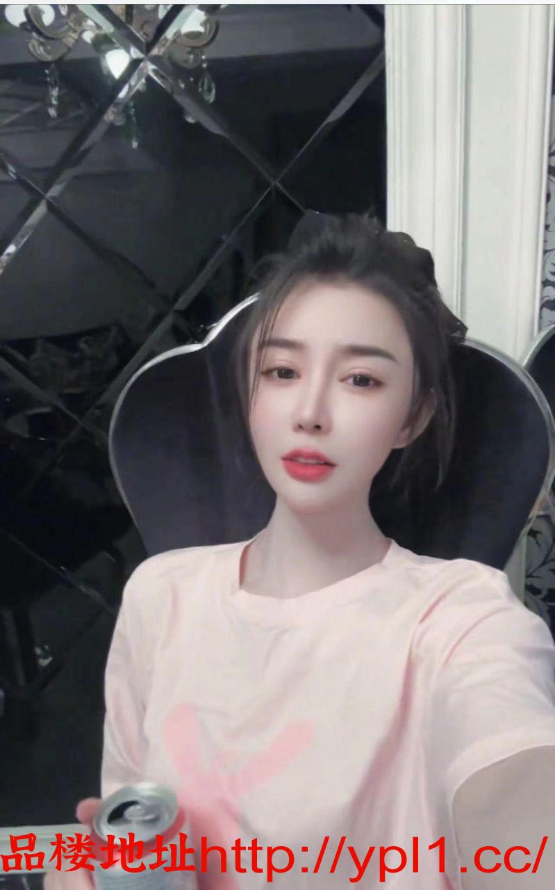 极品高颜值巨乳反差婊（已认证）