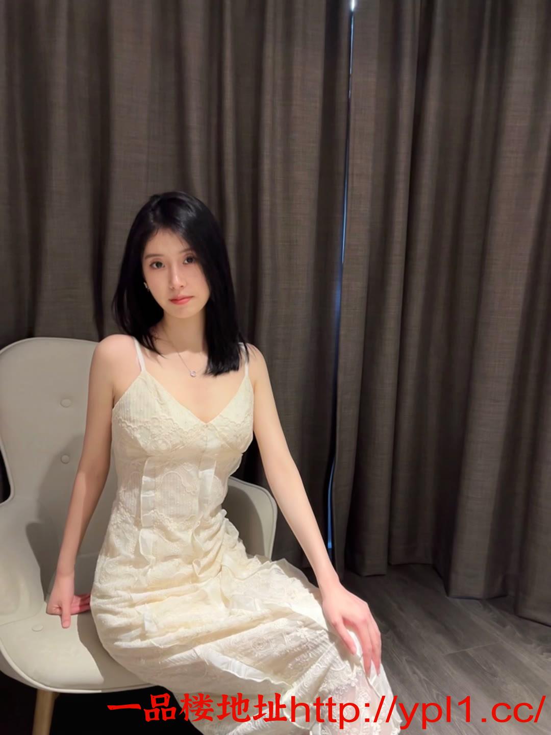 区极品靓女鲍鱼粉嫩