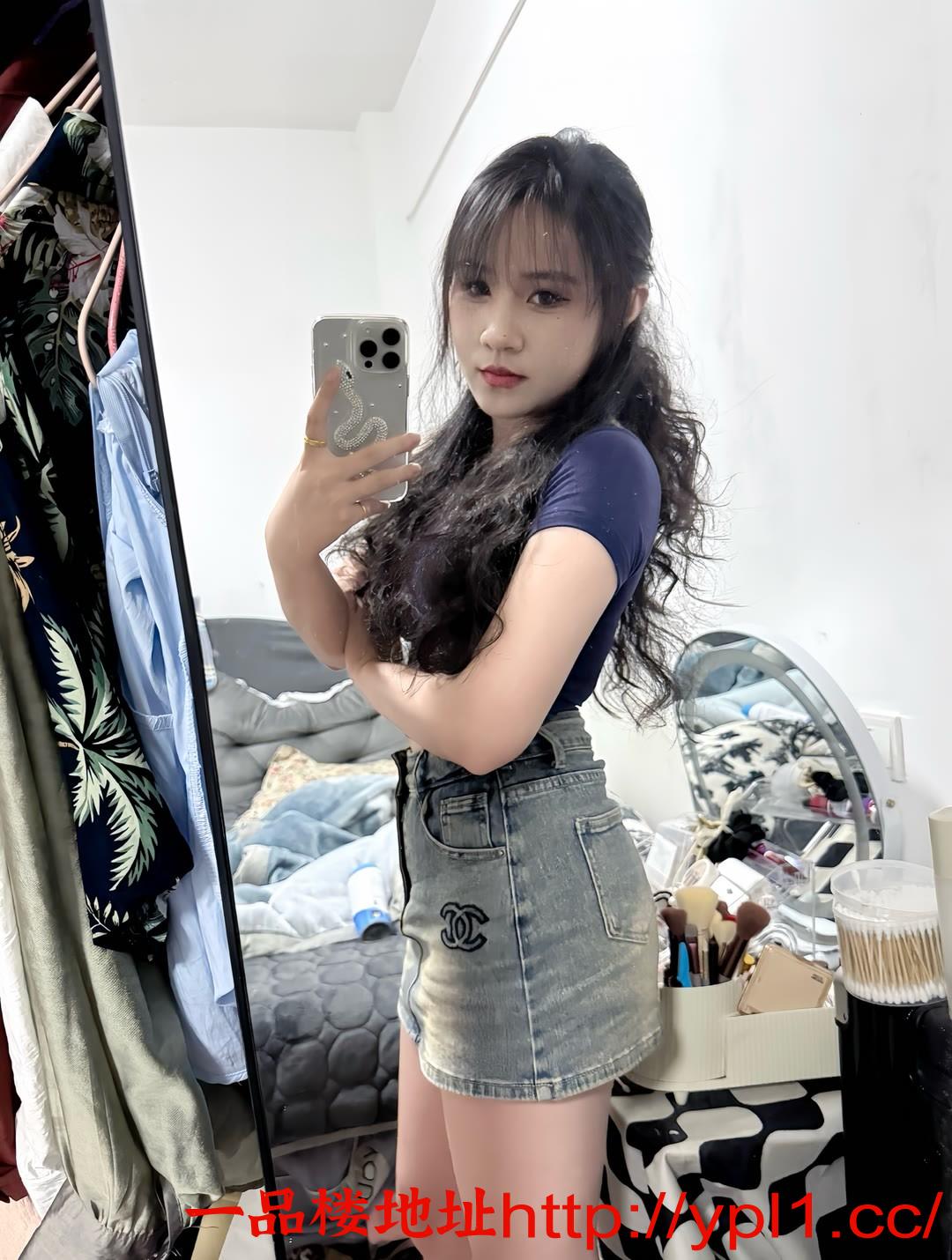 粉嫩美乳水多妹妹